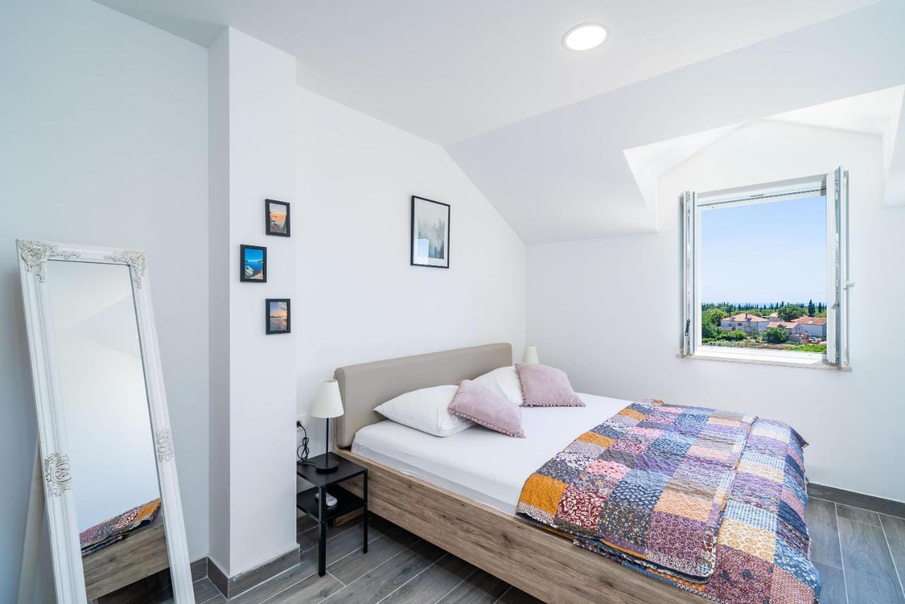Apartments Amalija Čilipi Dış mekan fotoğraf