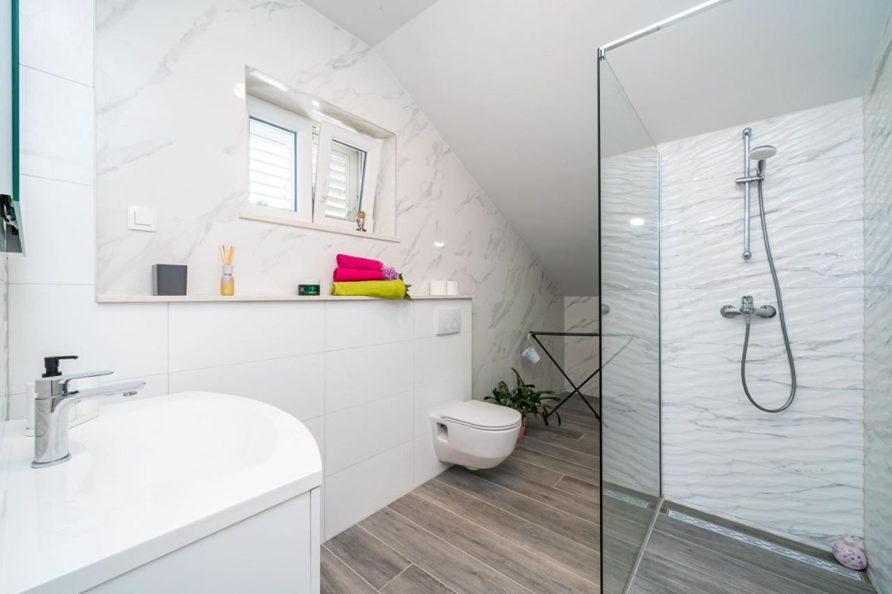 Apartments Amalija Čilipi Dış mekan fotoğraf